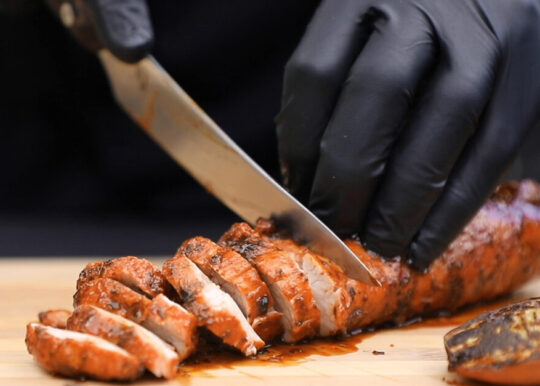 Impressionnez avec une longe BBQ façon Max Lavoie - Le porc du Québec